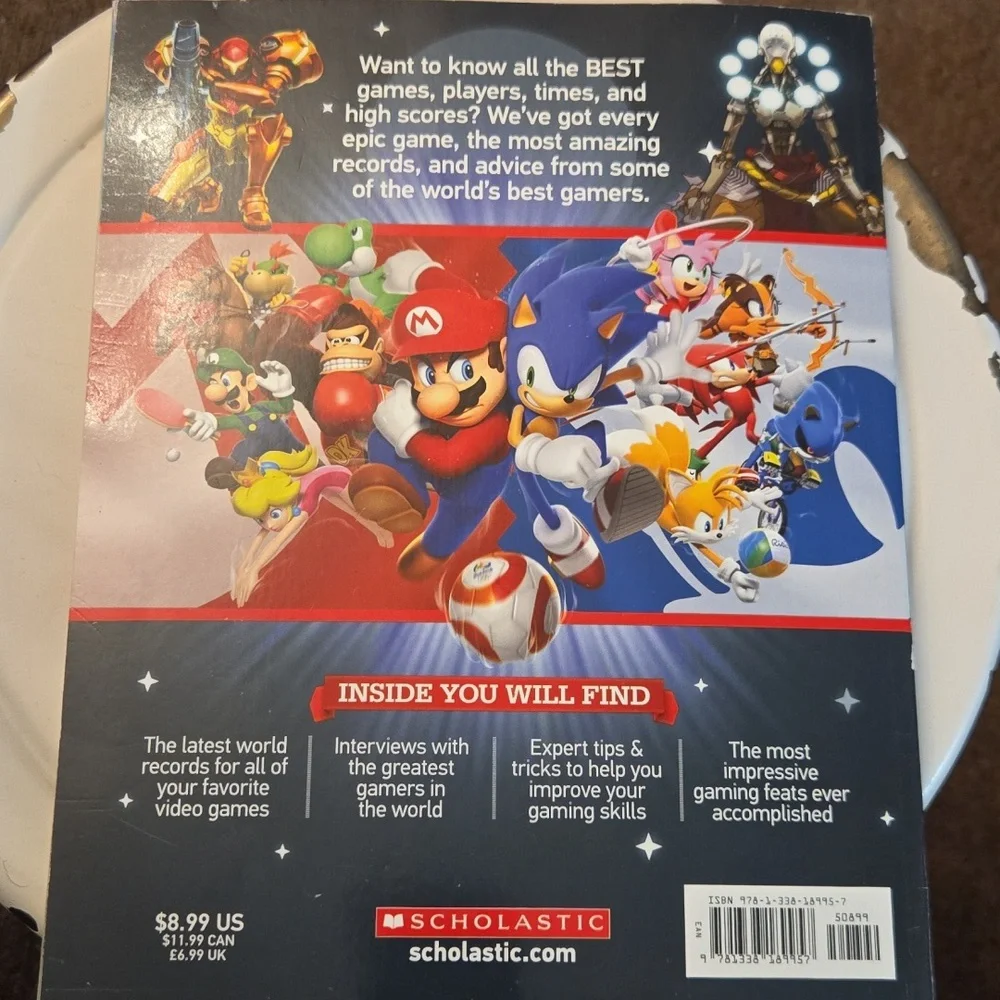 Scholastic All-Time Gaming Records - Bold Red Cover